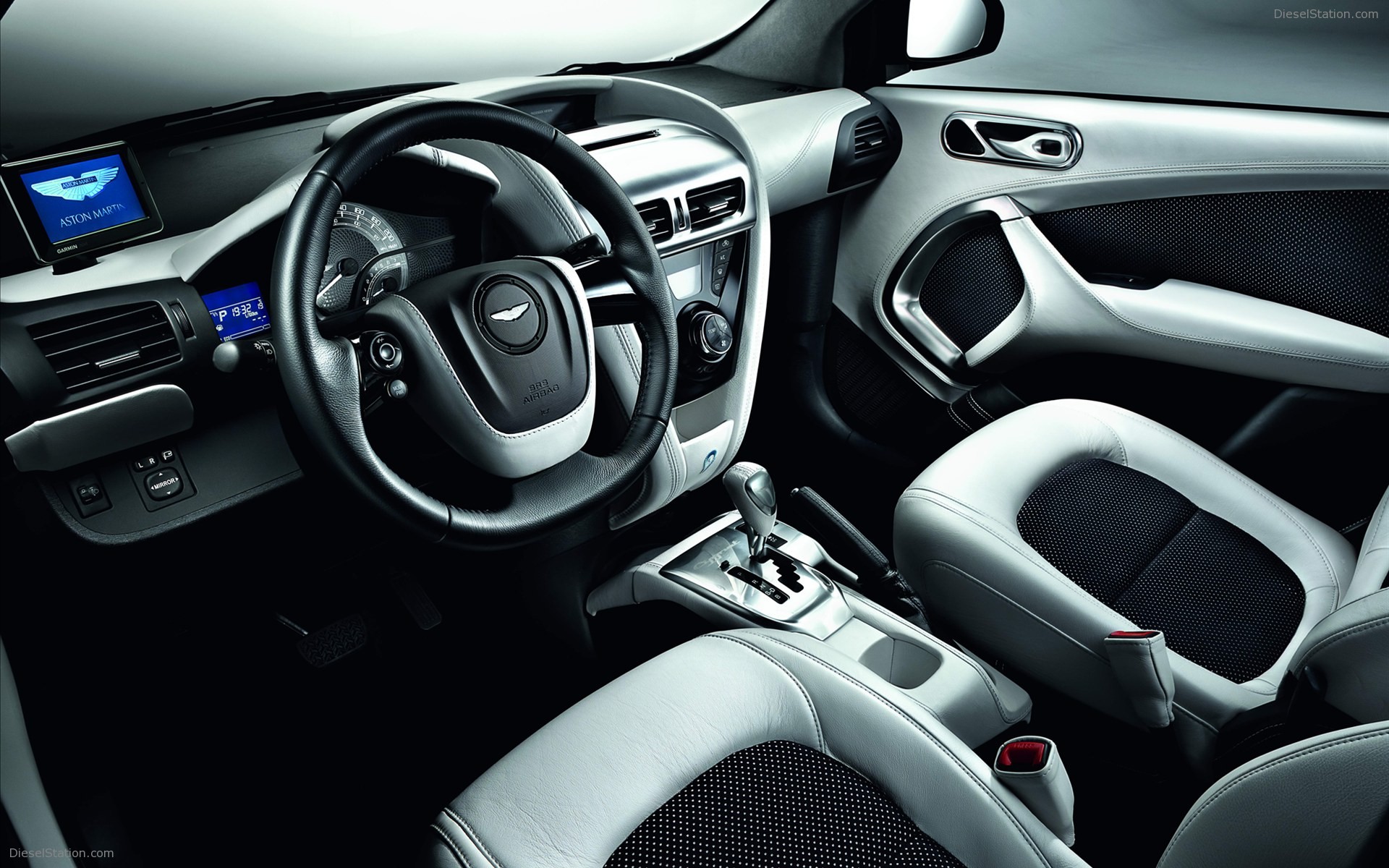 Aston Martin Cygnet 2011